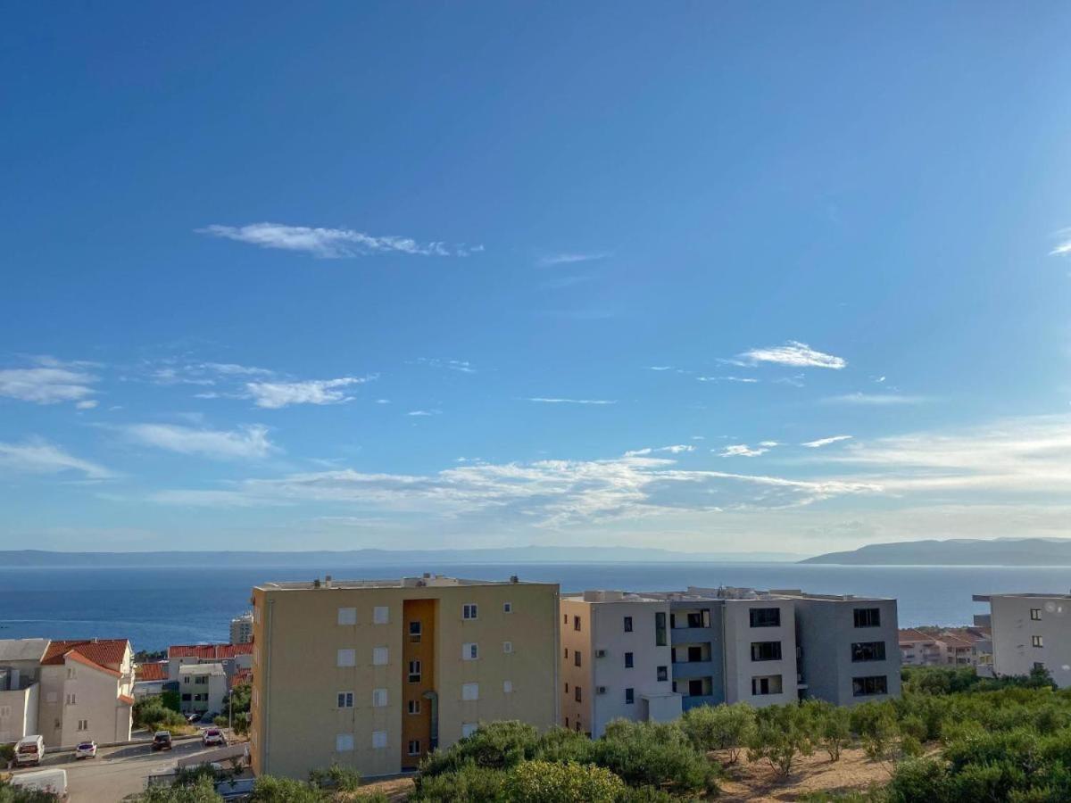 Отель Apartman Ivan Макарска Экстерьер фото
